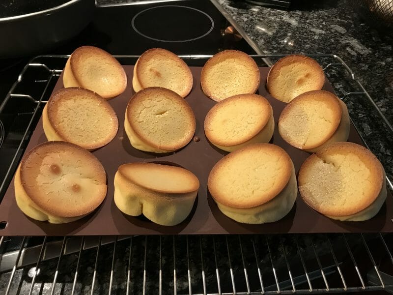 Cliquez pour zoomer ! Fondants au citron, coeur de lemon curd Thermomix par Magwem