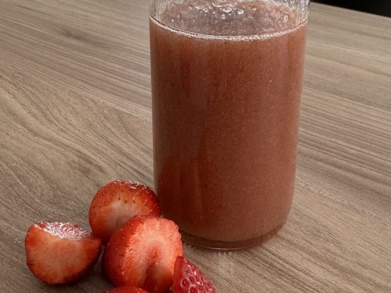 Cliquez pour zoomer ! Sirop de queues de fraises Thermomix par Magwem