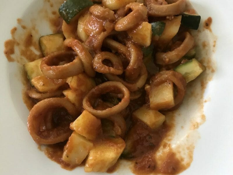 Cliquez pour zoomer ! Encornets à la provençale Thermomix par Magwem