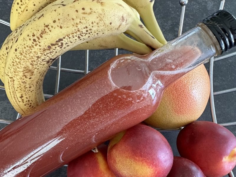 Cliquez pour zoomer ! Sirop de queues de fraises Thermomix par Magwem