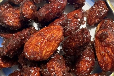 Cliquez pour zoomer ! Amandes grillées à la cannelle et au miel Thermomix par Magwem