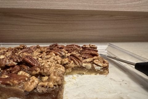 Cliquez pour zoomer ! Carrés pécan et sirop d’érable Thermomix par Magwem