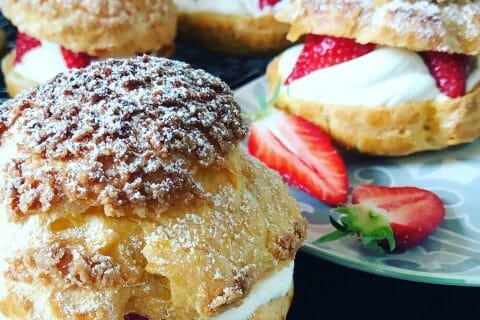 Cliquez pour zoomer ! Choux craquelin fraises chantilly Thermomix par lo_45