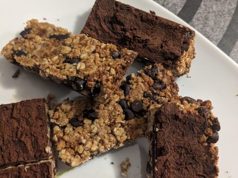 Cliquez pour zoomer ! Barres de céréales à l’avoine, noisettes, banane et chocolat Thermomix par chou170484