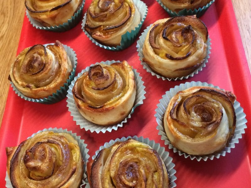 Cliquez pour zoomer ! Roses feuilletées aux pommes Thermomix par nath_52