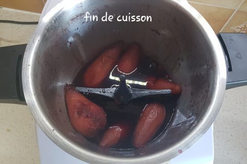 Cliquez pour zoomer ! Poires au vin rouge Thermomix par nathchav