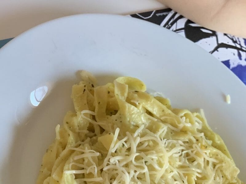 Cliquez pour zoomer ! Farfalle à la crème de courgettes Thermomix par claudia_22