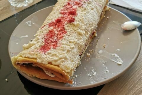 Cliquez pour zoomer ! Fraisier roulé Thermomix par ktine