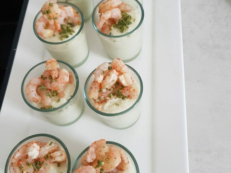 Cliquez pour zoomer ! Verrine de mousse de chou-fleur et crevettes Thermomix par saam01