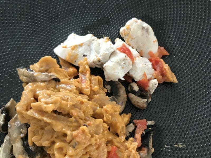 Cliquez pour zoomer ! Pennes au poulet, tomates et champignons Thermomix par marjorie_67