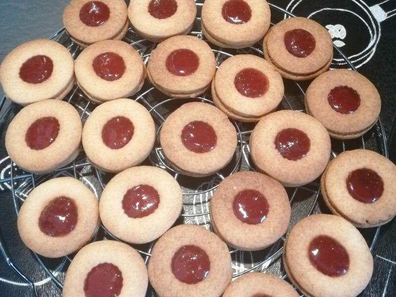 Cliquez pour zoomer ! Sablés à la confiture Thermomix par Laurie