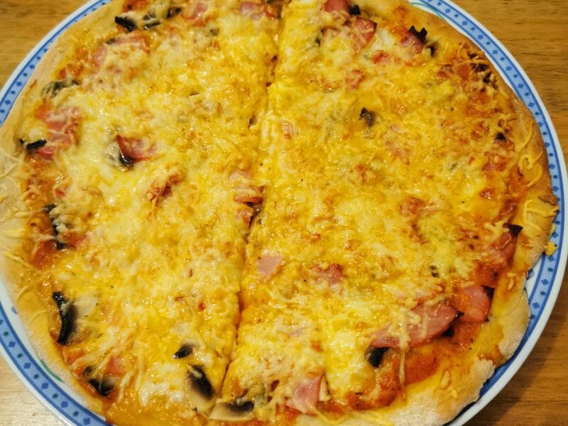 Cliquez pour zoomer ! Pizza Reine Thermomix par lili64390