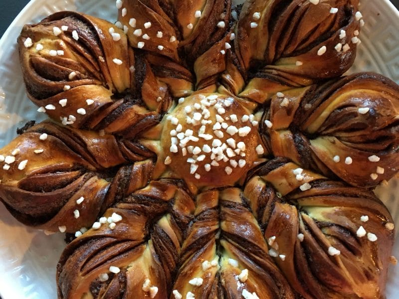 Cliquez pour zoomer ! Brioche étoilée au Nutella Thermomix par Crissou26