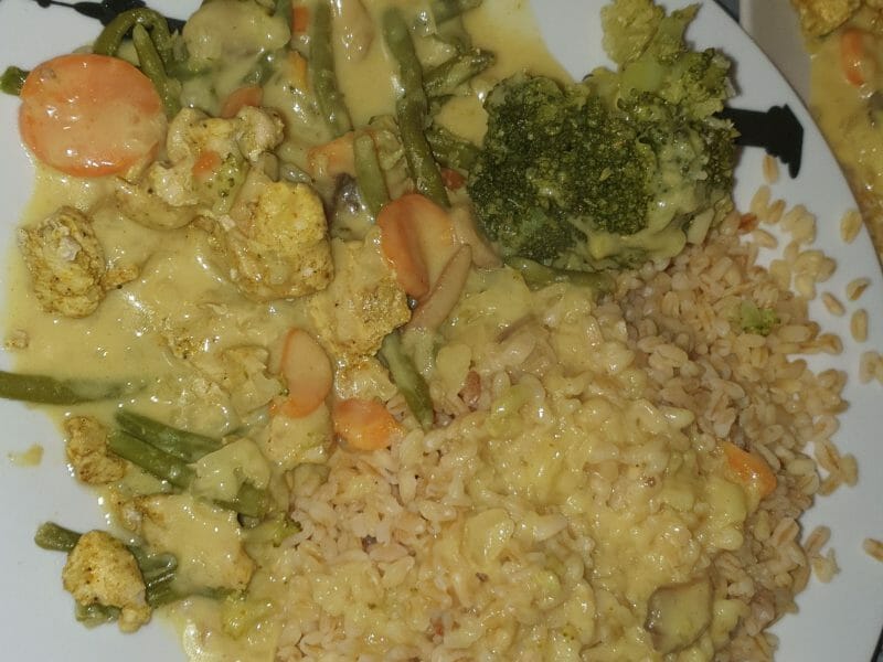 Cliquez pour zoomer ! Blancs de poulet sauce moutarde et curry Thermomix par Selma