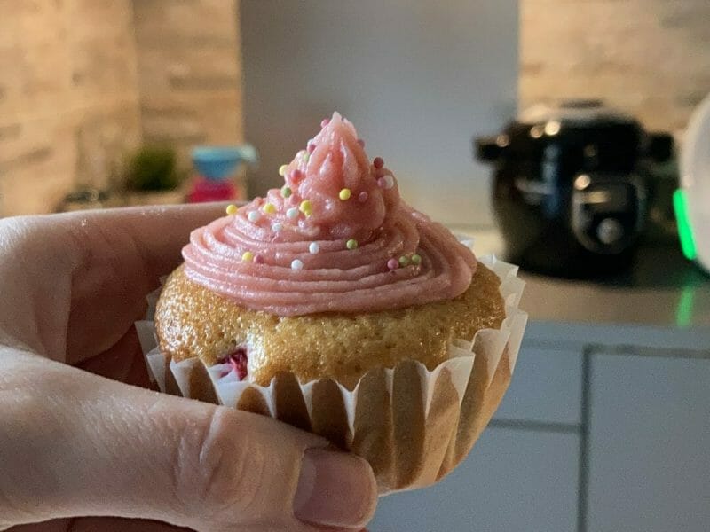 Cliquez pour zoomer ! Cupcakes à la framboise Thermomix par Marinaya