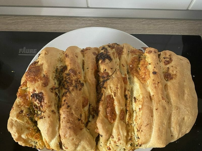 Cliquez pour zoomer ! Pain à l’ail, persil et mozzarella Thermomix par cyria