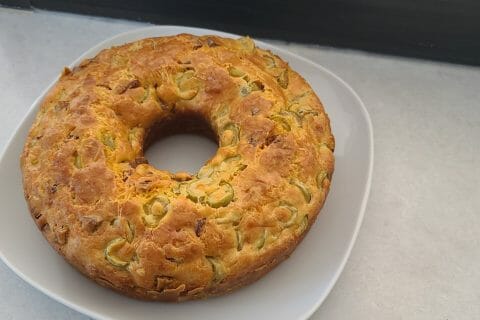 Cliquez pour zoomer ! Cake salé jambon fromage et olives Thermomix par Fandada