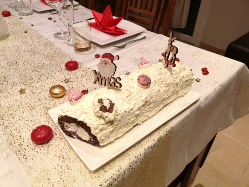 Cliquez pour zoomer ! Bûche forêt noire Thermomix par elocanson