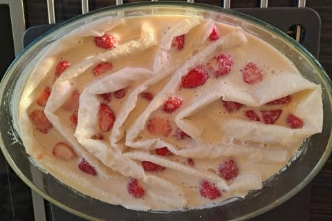 Cliquez pour zoomer ! Clafoutis aux fraises Thermomix par kath85