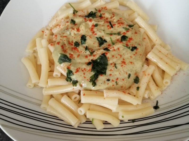 Cliquez pour zoomer ! Pâtes au pesto d’avocat Thermomix par cindy85000