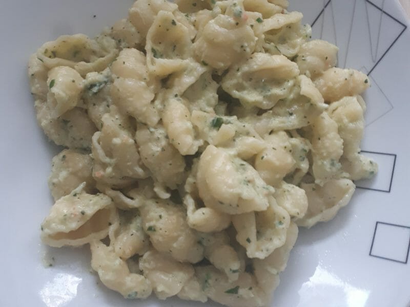 Cliquez pour zoomer ! Farfalle à la crème de courgettes Thermomix par letizias