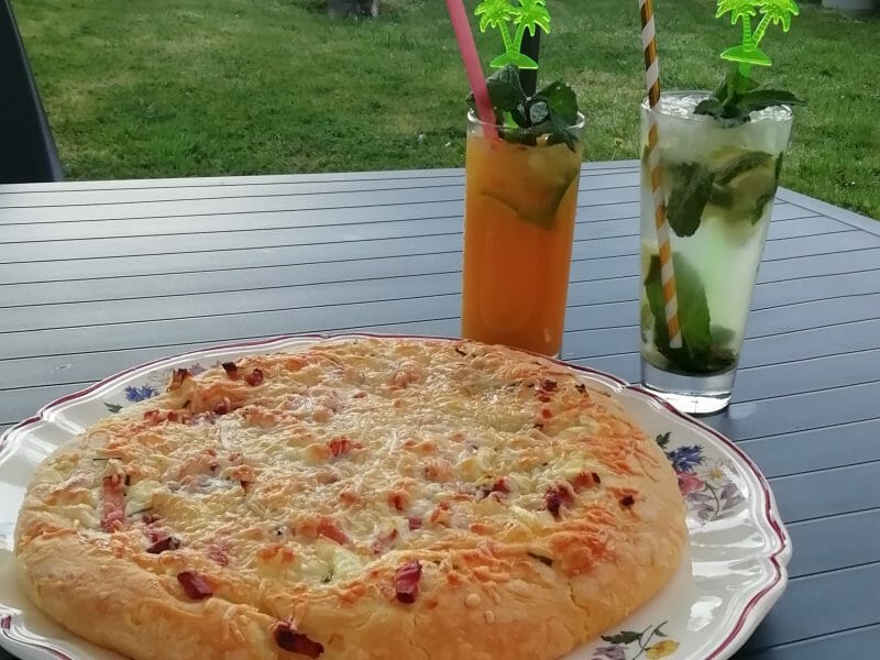 Cliquez pour zoomer ! Fougasse chèvre et lardons Thermomix par Sandrine Delcroix