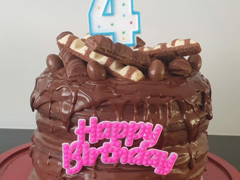 Cliquez pour zoomer ! Layer cake Kinder Bueno Thermomix par AK-47