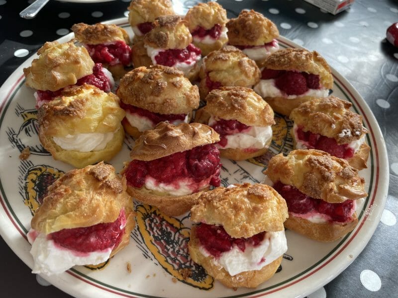 Cliquez pour zoomer ! Choux craquelin fraises chantilly Thermomix par jessmattim