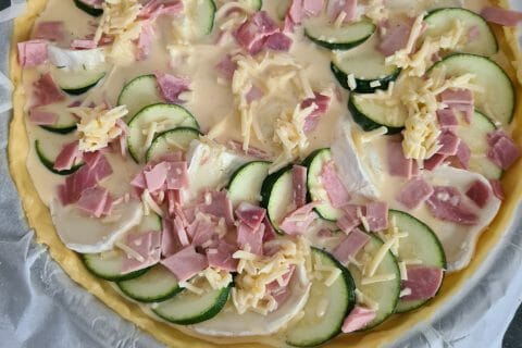 Cliquez pour zoomer ! Tarte courgettes, chèvre et pignons de pin Thermomix par laurbvs60
