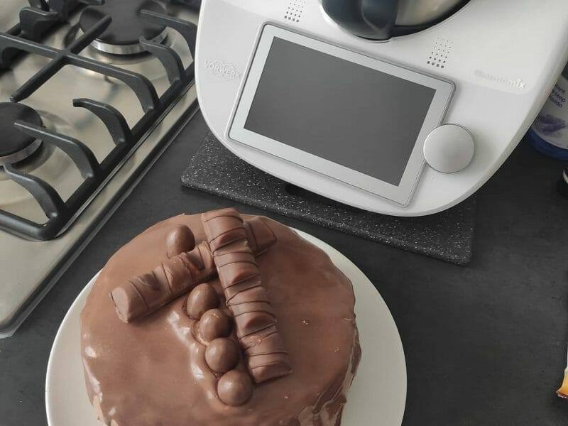 Cliquez pour zoomer ! Layer cake Kinder Bueno Thermomix par tinaamel