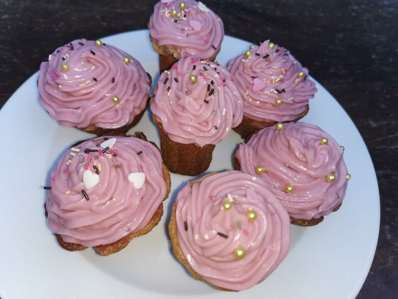 Cliquez pour zoomer ! Cupcakes à la framboise Thermomix par chouchou6