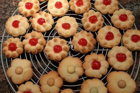 Cliquez pour zoomer ! Sablés à la presse à biscuits Thermomix par mike057