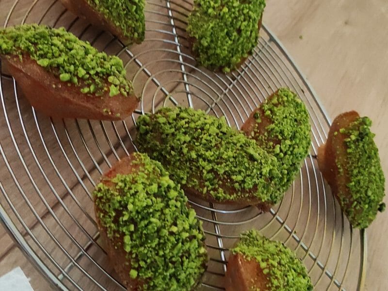 Cliquez pour zoomer ! Madeleines au safran, orange et miel Thermomix par elodie57640