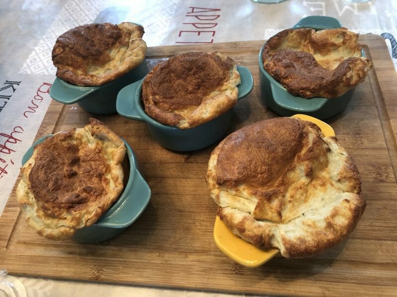 Cliquez pour zoomer ! Soufflé à la fourme et chutney de poires Thermomix par sevj29