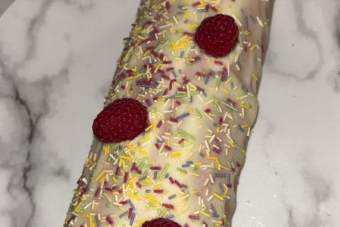 Cliquez pour zoomer ! Bûche de Noël framboises et chocolat blanc Thermomix par samarou