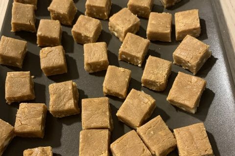 Cliquez pour zoomer ! Caramels aux cacahuètes enrobés de chocolat Thermomix par marycherry