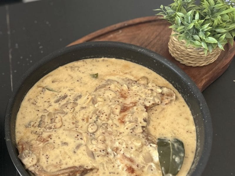 Cliquez pour zoomer ! Côtes de porc et sa sauce moutardée Thermomix par neilani