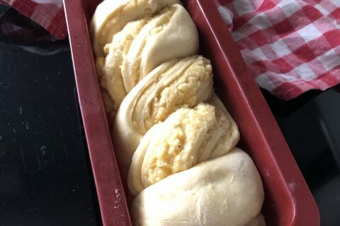 Cliquez pour zoomer ! Brioche à la crème d’amande Thermomix par fabulousfab7