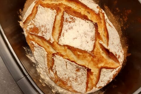 Cliquez pour zoomer ! Pain Cocotte Thermomix par Celpaucha