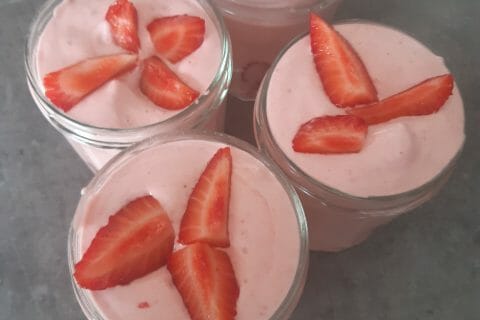 Cliquez pour zoomer ! Mousse de fraises Thermomix par Celpaucha