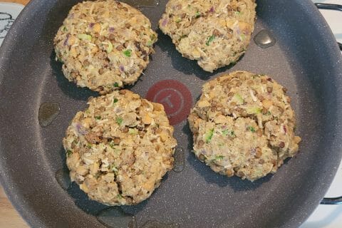 Cliquez pour zoomer ! Steaks lentilles, pois chiches, courgettes Thermomix par Cécile Shirley