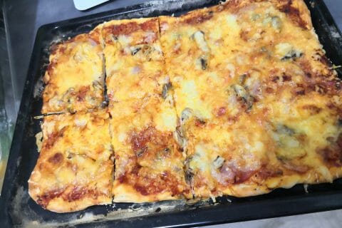 Cliquez pour zoomer ! Pizza Reine Thermomix par nenettezaganette
