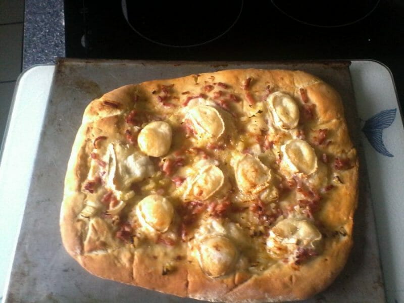 Cliquez pour zoomer ! Fougasse chèvre et lardons Thermomix par Bert