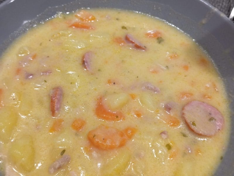 Cliquez pour zoomer ! Soupe rustique de pommes de terre Thermomix par natasha_22