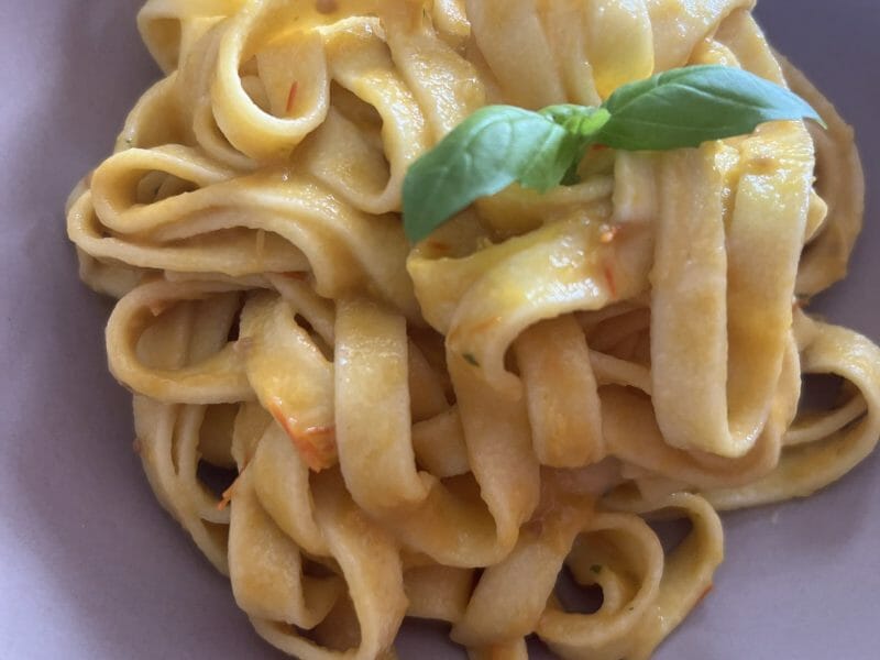 Cliquez pour zoomer ! Pâtes aux tomates et poivrons Thermomix par ingrid059