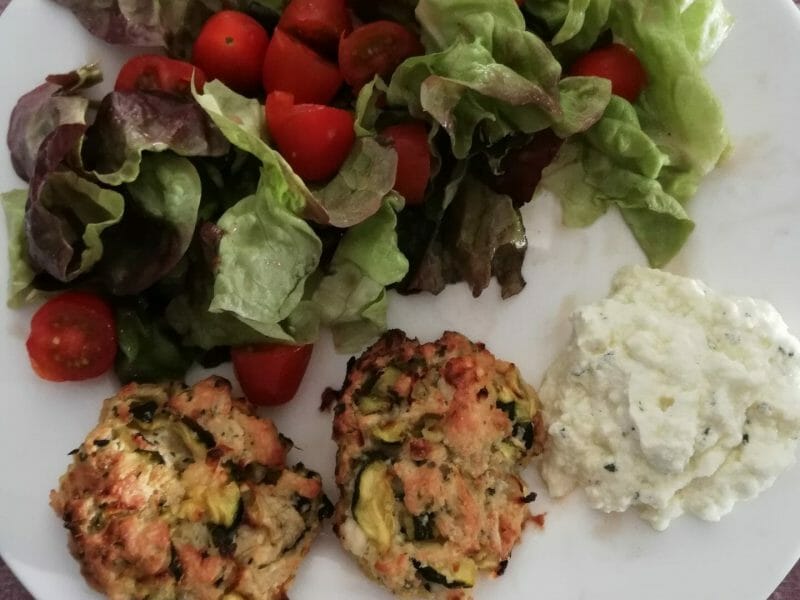 Cliquez pour zoomer ! Galettes de courgettes grecques Thermomix par stephane_cindy