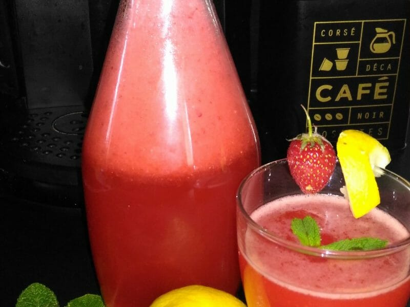 Cliquez pour zoomer ! Limonade à la fraise Thermomix par fanny4you