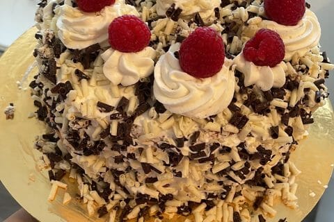 Cliquez pour zoomer ! Bûche forêt noire Thermomix par fatima68000