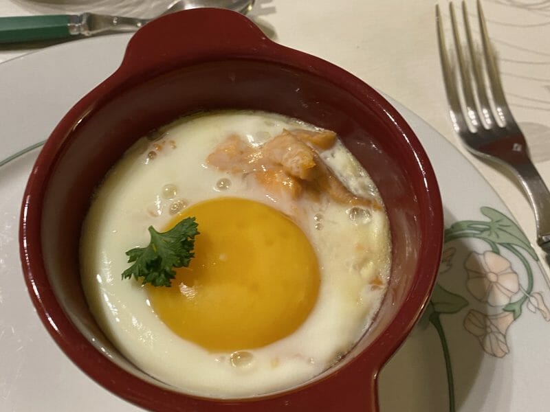 Cliquez pour zoomer ! Oeufs cocotte poireaux et saumon fumé Thermomix par virginie_383