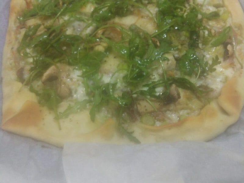 Cliquez pour zoomer ! Pizza blanche aux champignons Thermomix par natou84000